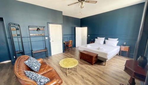 Triple Room with Private Bathroom