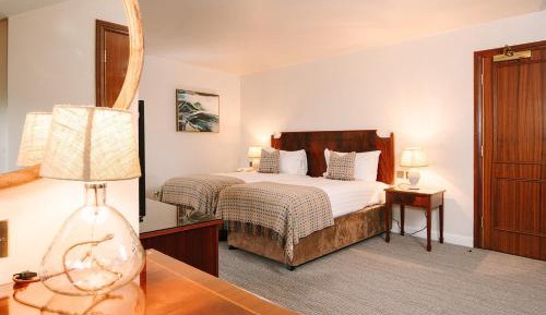 Classic Twin Room