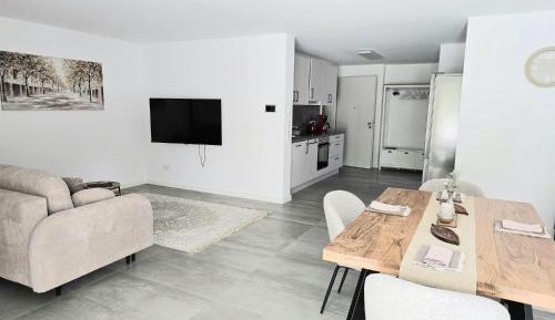 Apartment with Bathroom
