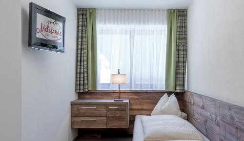 Two-Bedroom Apartment with Balcony (4 Adults)