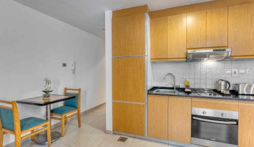 36 Hours Staycation Package – Classic Studio with Early check-in (6am) Late check-out (6pm), 20% off on Spa, Laundry, and Food & Beverage