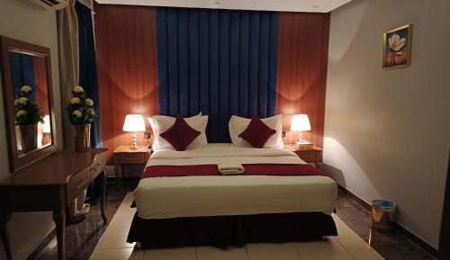 Studio Apartment with One Double Bed