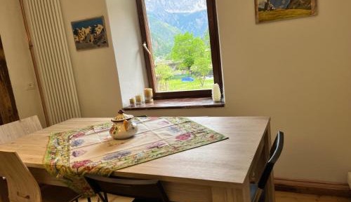 One-Bedroom Apartment with Balcony and Mountain View  