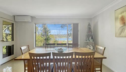 Three-Bedroom Apartment with Ocean View