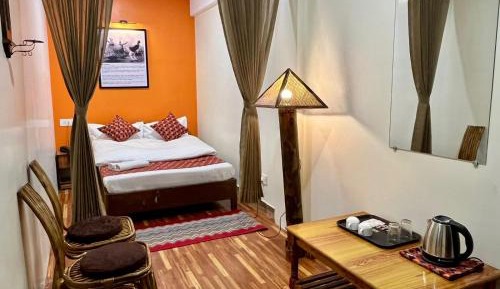 Deluxe Queen Room