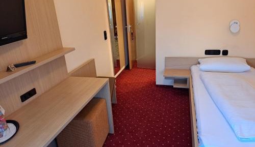 Single Room with Bathroom