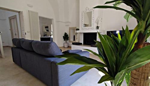 Superior One-Bedroom Apartment with Balcony