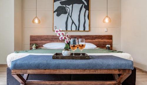 Three-Bedroom Apartment with Balcony