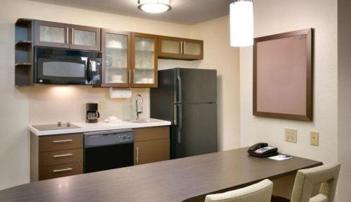 One-Bedroom King Suite