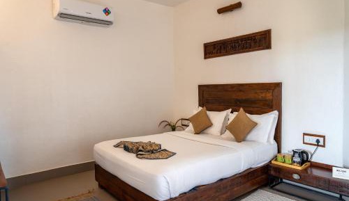 Deluxe Queen Room