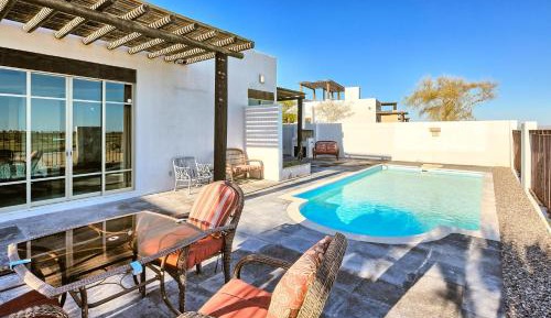 Three-Bedroom Holiday Home 