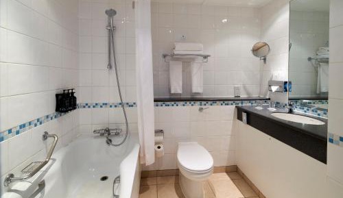 Premium Queen Room
