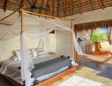 Deluxe Double Room with Balcony and Sea View