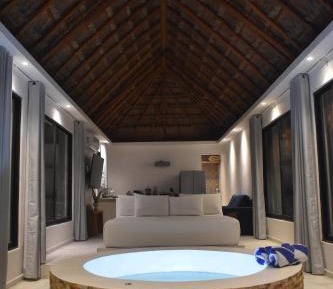 Deluxe Double or Twin Room with Lake View