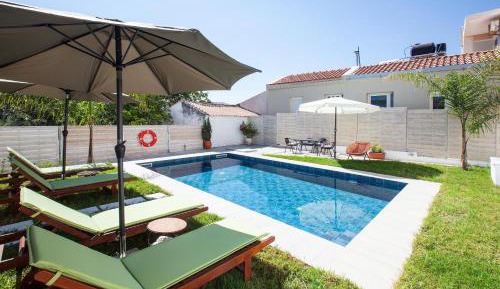 Two-Bedroom Apartment with Private Pool