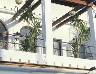 Five-Bedroom Apartment