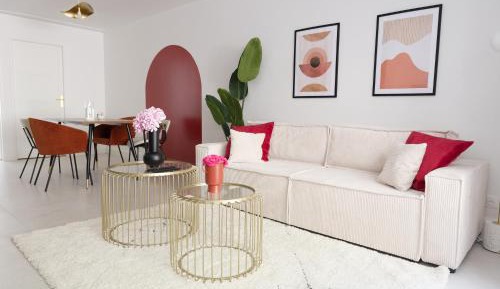 One-Bedroom Apartment with Terrace