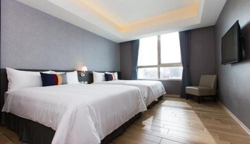 Classic Quadruple Room