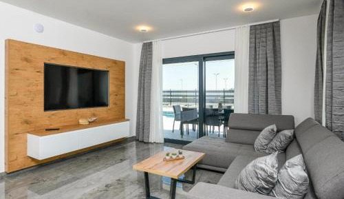 Four-Bedroom Holiday Home