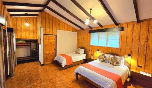 Villa with Garden View