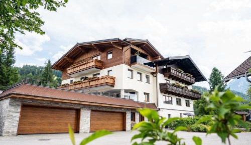 Two-Bedroom Apartment with Terrace