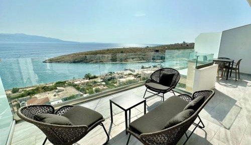 One-Bedroom Apartment with Balcony and Sea View