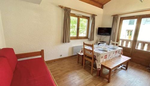 Apartment (4 Adults)