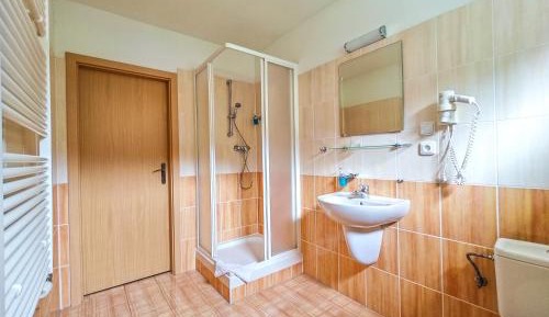 Suite (2 Adults)