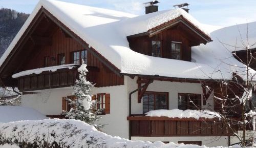 One-Bedroom Holiday Home