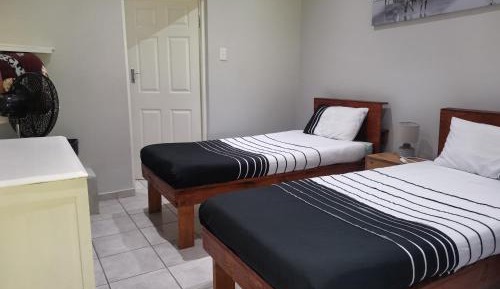 Twin Room with Shower