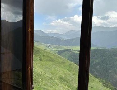 Double Room with Mountain View