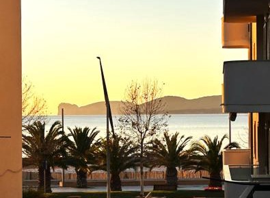 One-Bedroom Apartment with Balcony and Sea View