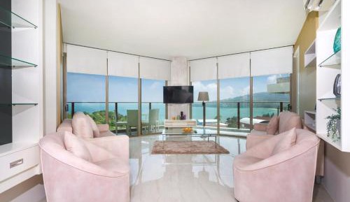 Two-Bedroom Apartment with Ocean View