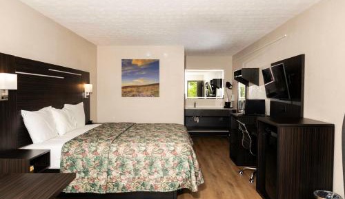 Standard King Room