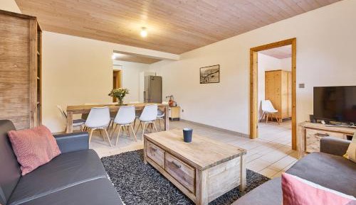 Four-Bedroom Apartment (8 Adults)