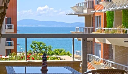 Apartment with Sea View