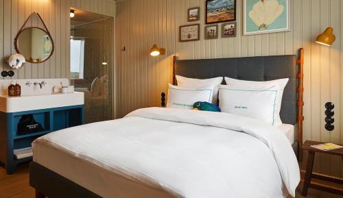 Standard King Room