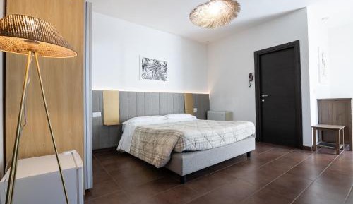 2 Connecting Double Rooms