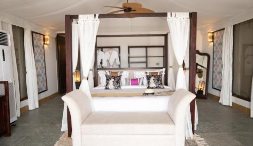 King Room with Balcony