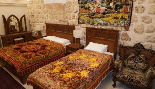 Suite with Garden View
