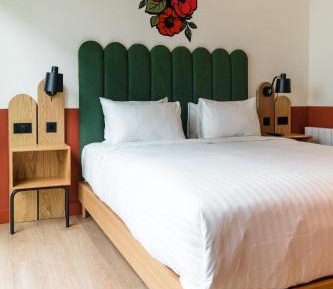 Superior King Room