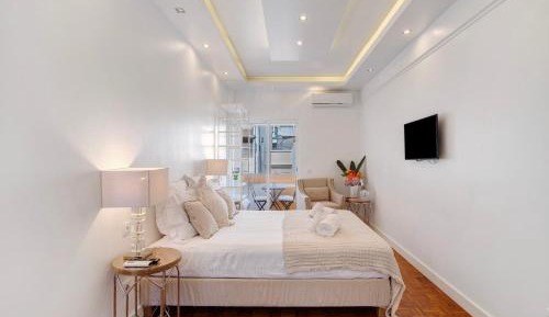 Three-Bedroom Superior Apartment