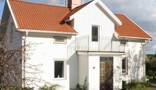 Six-Bedroom House