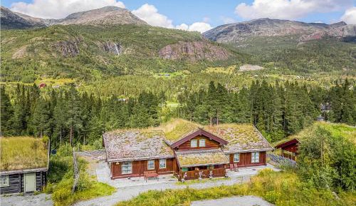 Four-Bedroom Holiday Home