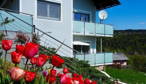 Superior One-Bedroom Apartment with Balcony