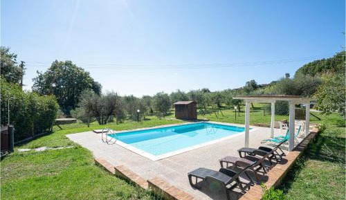 Two-Bedroom Holiday Home
