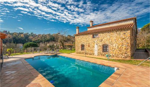 Four-Bedroom Holiday Home