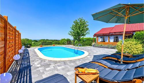 Three-Bedroom Holiday Home 