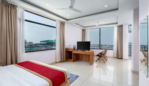 King Room with Mountain View