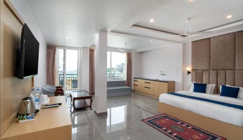 Superior King Room